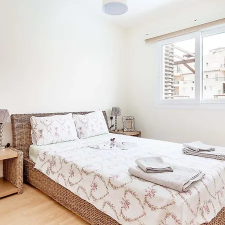 Thalassa Beach Amazing Three Bedroom Private Pool Vokolidha
