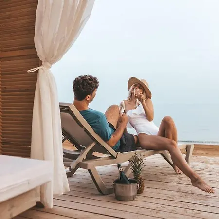 Thalassa Beach Amazing Three Bedroom Private Pool Apartman Vokolidha