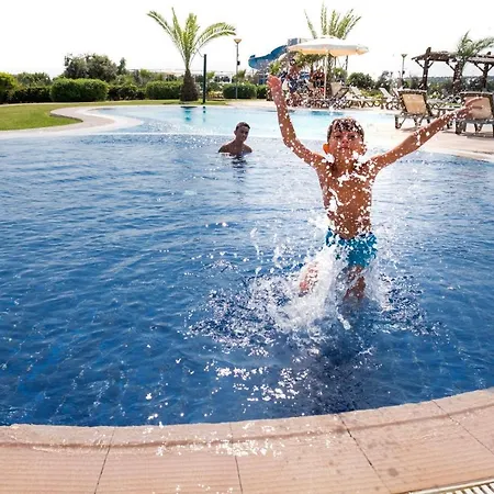 Thalassa Beach Amazing Three Bedroom Private Pool Apartman *