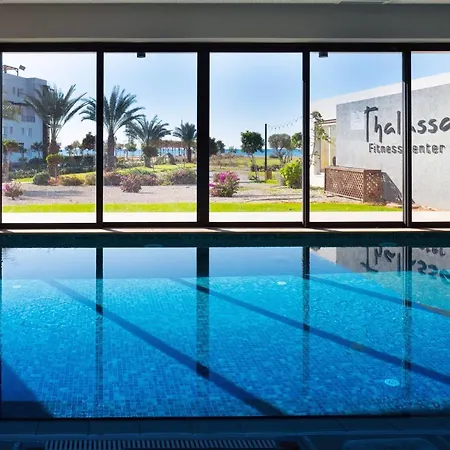 Thalassa Beach Amazing Three Bedroom Private Pool Apartman